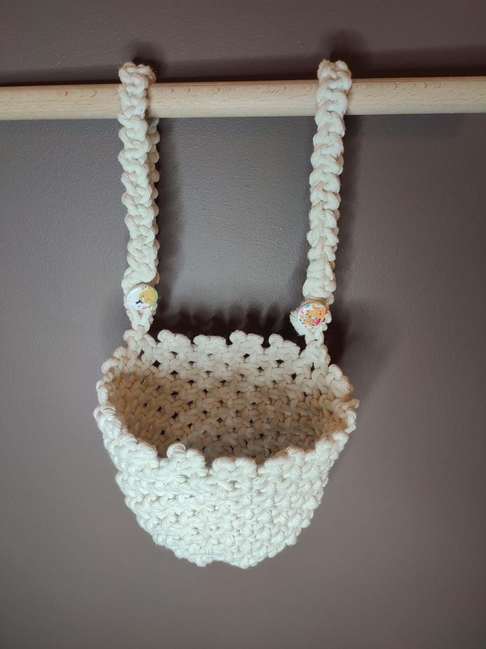 Pakabinamas krepšelis